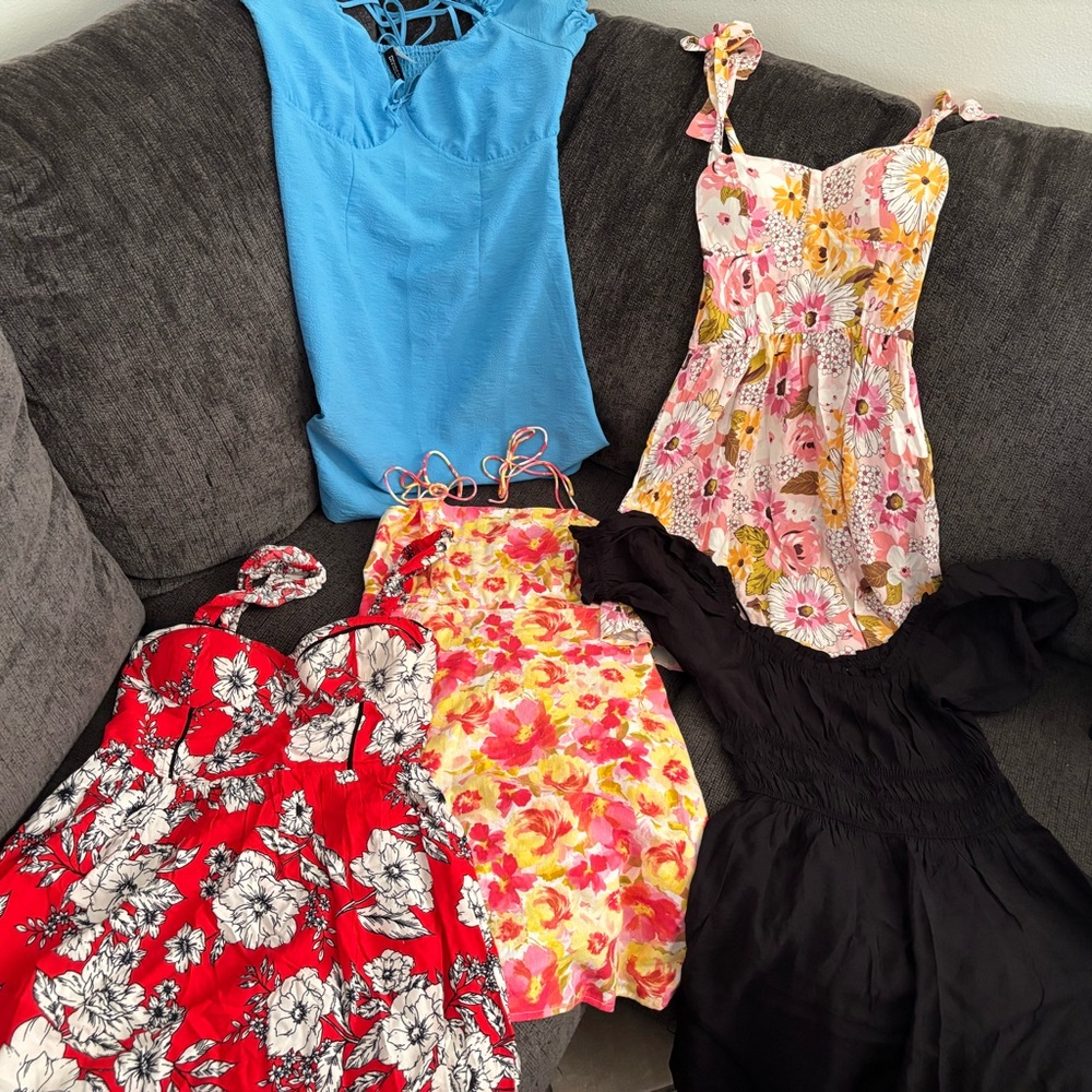 5 sundresses 3 floral 2 solid